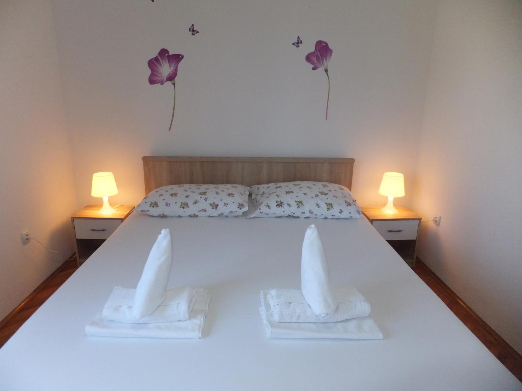 Apartments Justic Supetarska Draga Rum bild